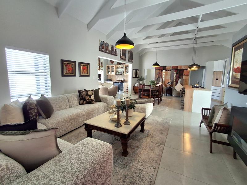 4 Bedroom Property for Sale in Da Gama Bay Western Cape